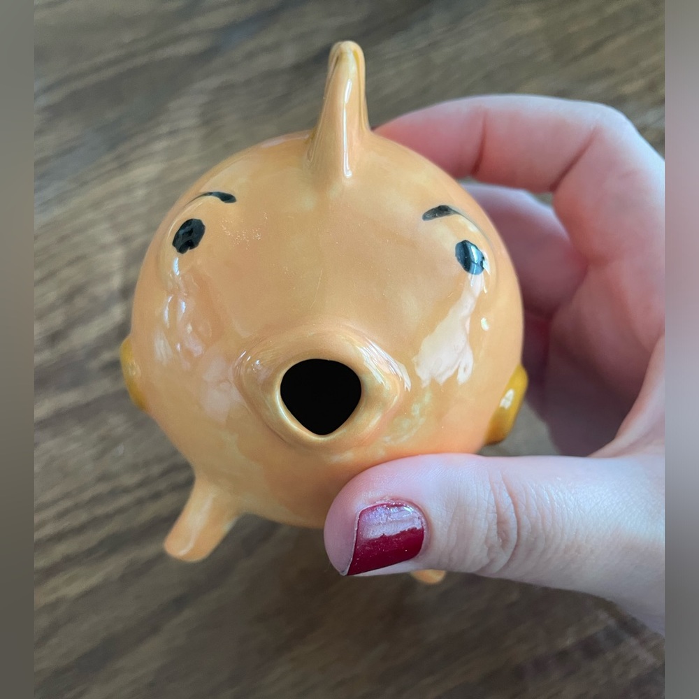 Hand Painted Ceramic Gold Fish Figurine- Pencil Holder - Picture 8 of 12